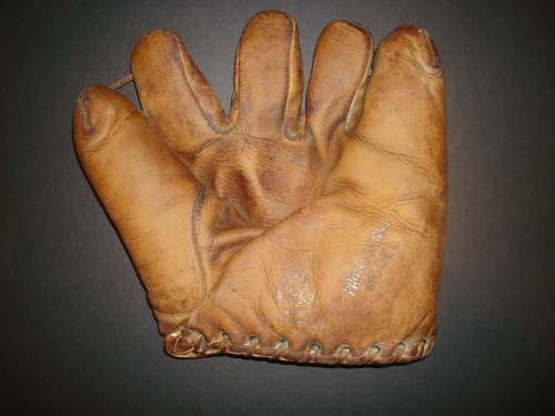 Reach Laced Pinky Professional Model Front